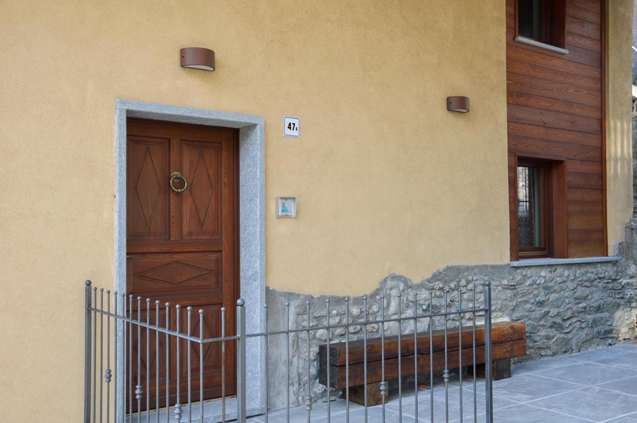 Au Coin Du Chateau Chatillon Exterior photo